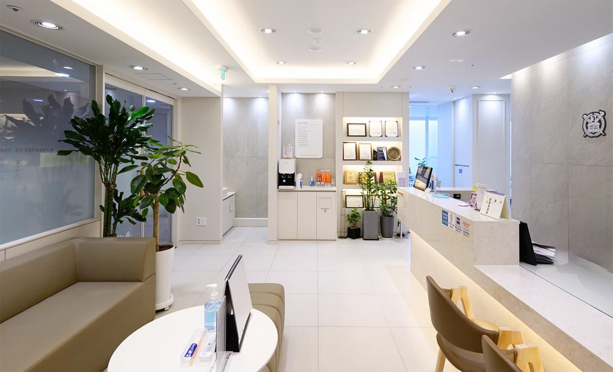 서울이로운치과 둘러보기